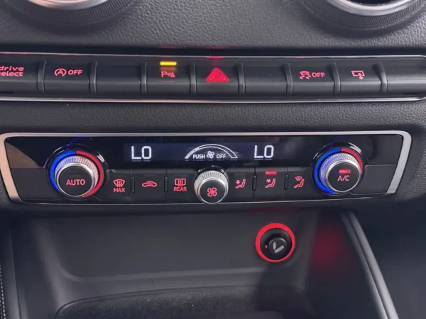 Audi A3 Sportback 1.4 TFSI CoD Ambition Pro Line S Navi