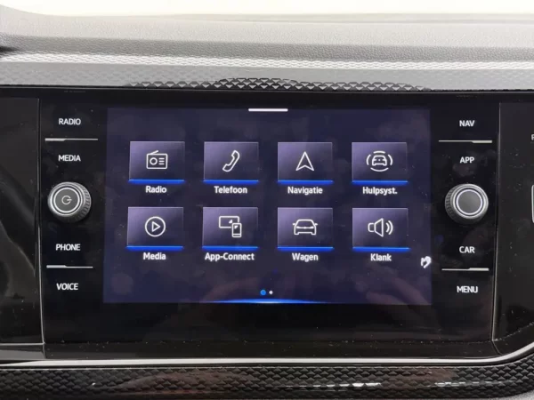 Photo 13 of 25 of WVWZZZAWZNU017170 Volkswagen Polo 1.0 TSI Life (5-drs Hatchb.)