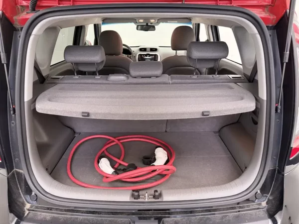 Photo 14 of 25 of KNAJX81EFG7014985 Kia Soul EV ExecutiveLine 27 kWh