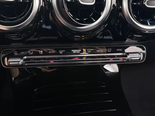 Mercedes-Benz A-Klasse 200 Aut. Launch Edition Premium Plus