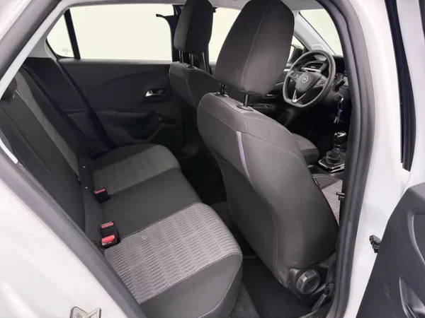 Photo 15 of 23 of VXKUPHNEKM4027365 Opel Corsa 1.2 100PK Edition