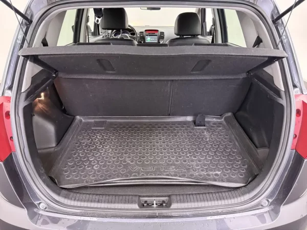 Kia Venga 1.4 CVVT First Edition