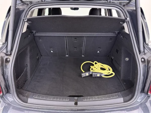 Photo 15 of 25 of WMW21BS0003M42027 MINI Countryman 1.5 Cooper S Automaat E ALL4 Chili