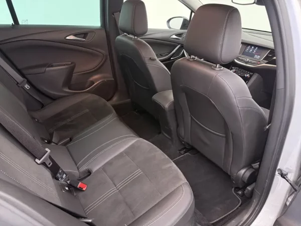 Opel Astra Sports Tourer 1.2 Blitz Elegance