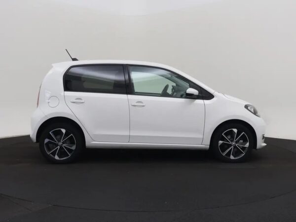 Photo 17 of 19 of TMBZZZAAZMD801131 Skoda Citigo e-iV EV Style Sport