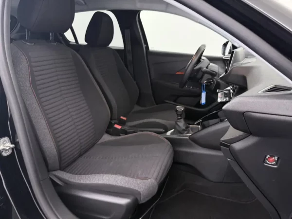 Photo 17 of 23 of VR3UPHNEKN5841733 Peugeot 208 1.2 PureTech Active Pack