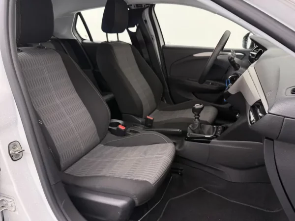 Photo 17 of 23 of VXKUPHNEKM4027365 Opel Corsa 1.2 100PK Edition
