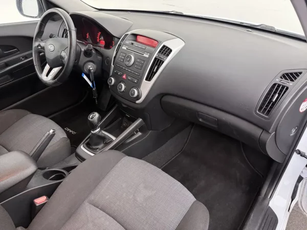 Kia cee'd 1.4 CVVT X-tra