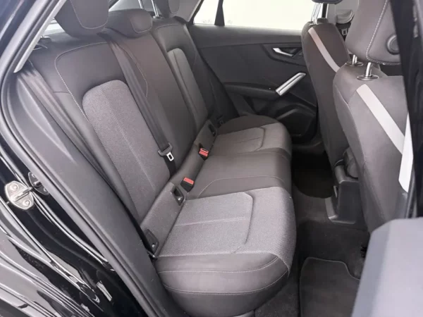 Photo 17 of 25 of WAUZZZGA6JA076735 Audi Q2 1.4 TFSI CoD Aut. Design Pro Line Plus