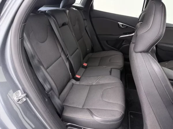 Volvo V40 Cross Country 2.0 D3 Summum