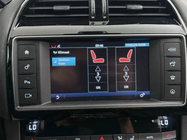 Jaguar F-Pace 2.0 Portfolio AWD 25t