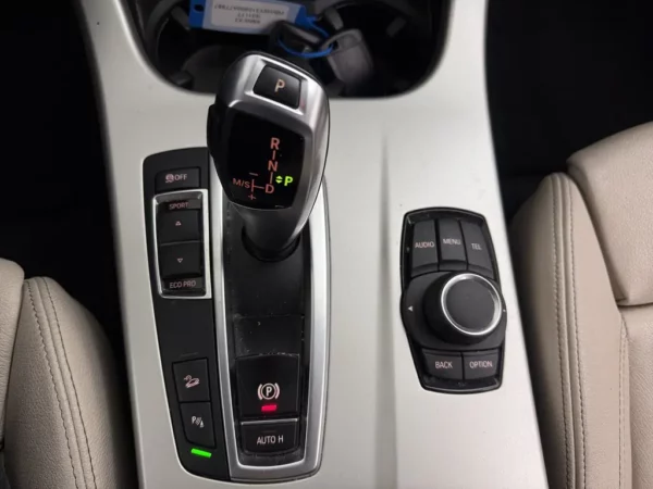 Photo 17 of 32 of WBAWY310900A77887 BMW X3 xDrive20d High Executive