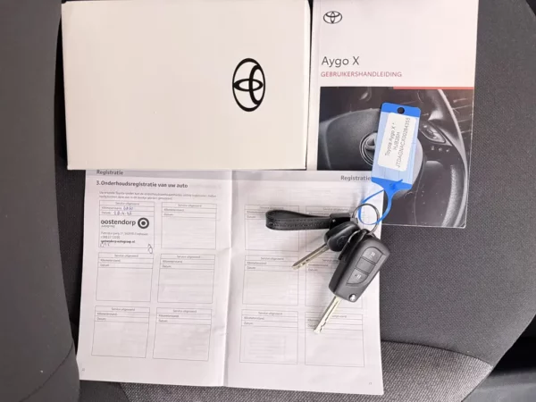 Toyota Aygo X 1.0 VVT-i MT Play