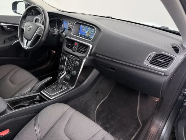 Volvo V40 Cross Country 2.0 D3 Summum