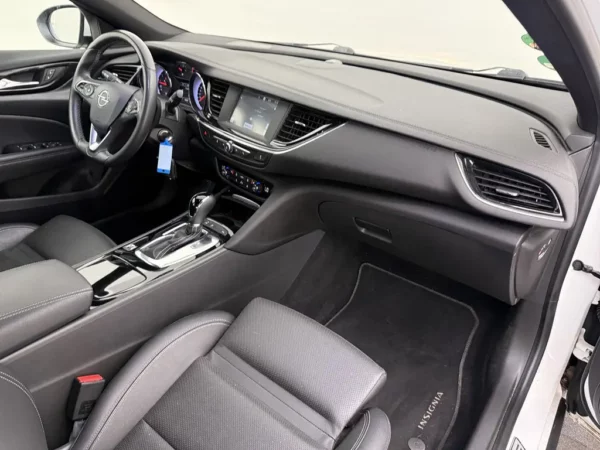 Opel Insignia Grand Sport 1.5 Turbo Executive