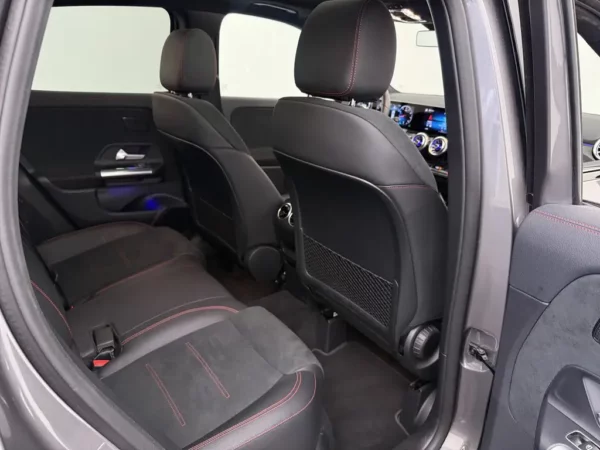 Mercedes-Benz GLA 250 AMG Line