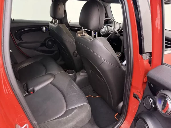 MINI 5-deurs 1.5 Aut. Cooper JCW