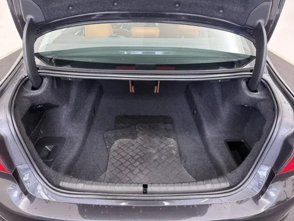 BMW 5 Serie 520d AUT. High Ex.