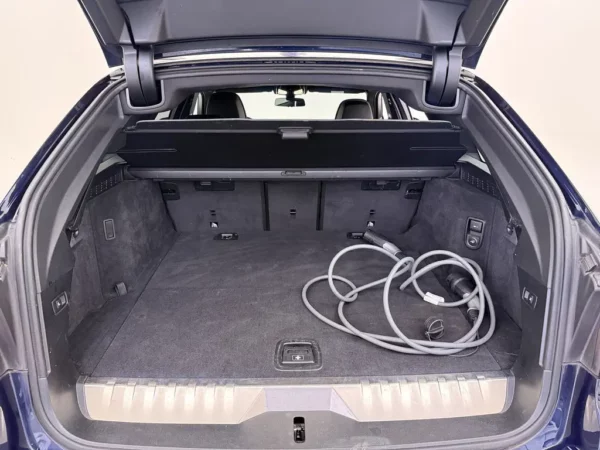 Photo 18 of 30 of WBA11CG020CK19014 BMW 5 Serie Touring 530e Business Edition Plus