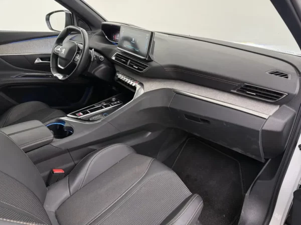 Peugeot 3008 1.6 HYbrid 225 GT