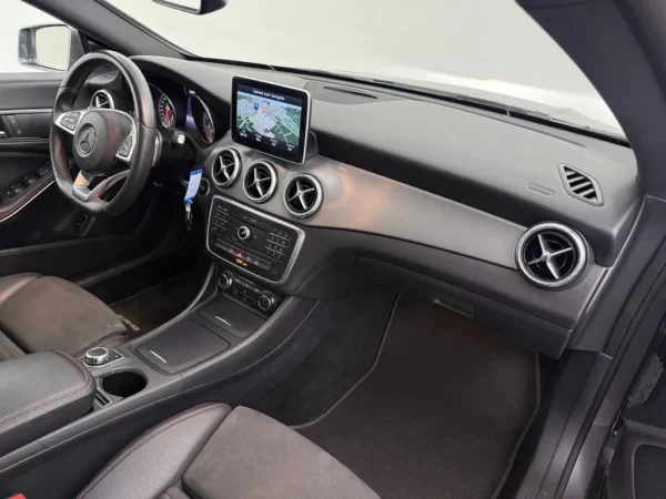 Mercedes-Benz CLA-Klasse Shooting Brake 180 Aut. Ambition