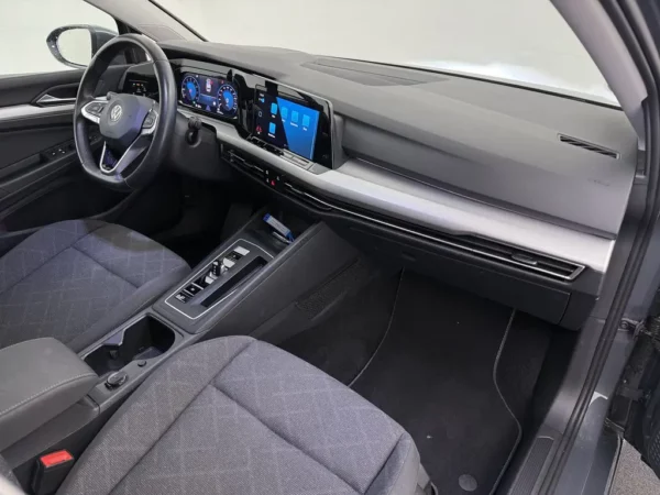 Volkswagen Golf Variant 1.5 eTSI AUT. R-Line Business+