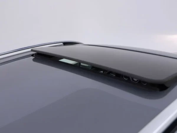 Mercedes-Benz E-Klasse 200 CGI Aut. Edition Sport