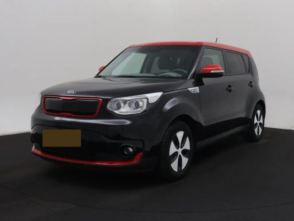 Photo 2 of 25 of KNAJX81EFG7014985 Kia Soul EV ExecutiveLine 27 kWh