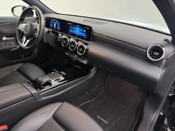 Mercedes-Benz A-Klasse 200 Aut. Launch Edition Premium Plus