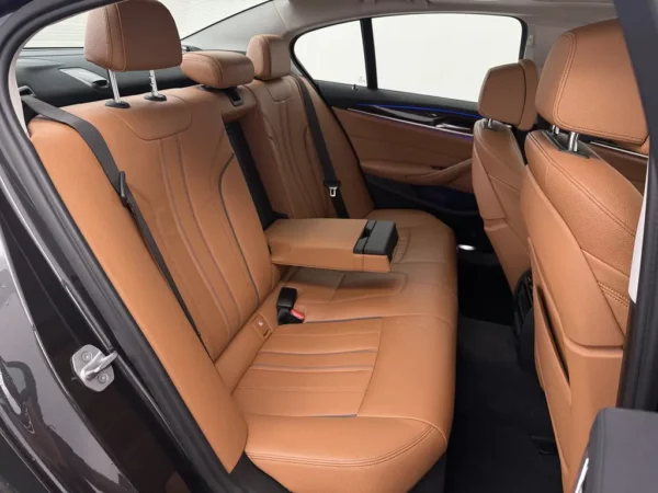 BMW 5 Serie 520d AUT. High Ex.