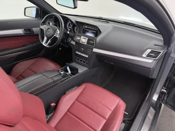 Mercedes-Benz E-Klasse Coupé 200 AMG Coupé