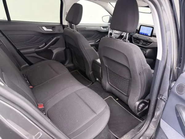 Ford FOCUS Wagon 1.0 EcoBoost Titanium Business