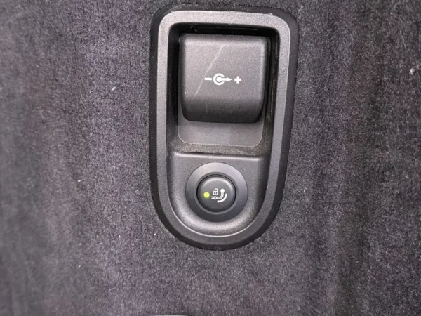 Photo 20 of 30 of WBA11CG020CK19014 BMW 5 Serie Touring 530e Business Edition Plus