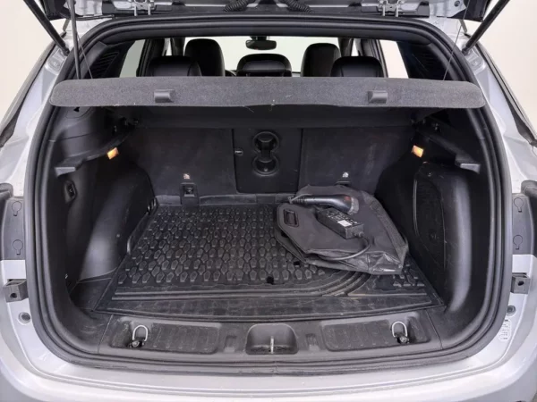 Photo 20 of 31 of ZACNJDEWXLPR03372 Jeep Compass 4xe 240 Plug-in Hybrid Electric