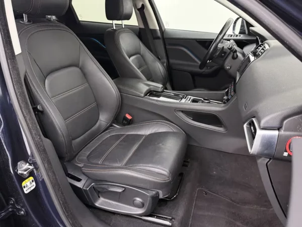 Jaguar F-Pace 2.0 Portfolio AWD 25t