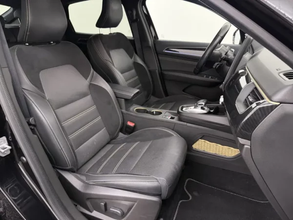 Photo 21 of 28 of VF1RJL000UC373287 Renault Arkana 1.6 E-Tech hybrid 145 E-Tech