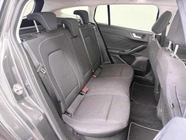 Ford FOCUS Wagon 1.0 EcoBoost Titanium Business