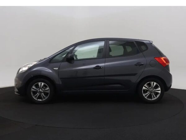 Kia Venga 1.4 CVVT First Edition