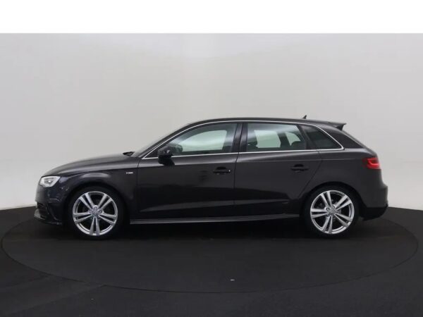 Audi A3 Sportback 1.4 TFSI CoD Ambition Pro Line S Navi