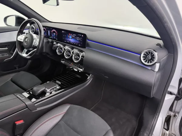 Mercedes-Benz A-Klasse 250 e Business Solution AMG Limited