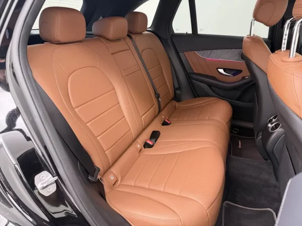 Photo 22 of 33 of W1N2539811V236801 Mercedes-Benz GLC 200 4MATIC Amg Premium Plus