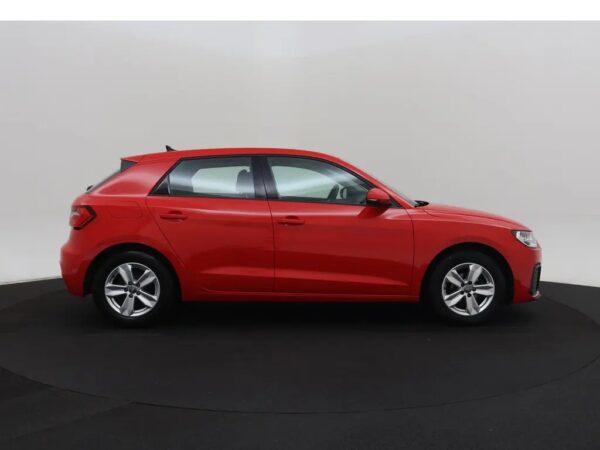 Photo 23 of 25 of WAUZZZGBXKR063496 Audi A1 Sportback 25 TFSI Pro Line