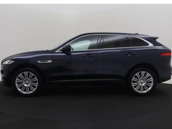 Jaguar F-Pace 2.0 Portfolio AWD 25t