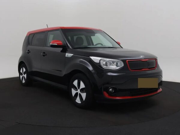 Photo 24 of 25 of KNAJX81EFG7014985 Kia Soul EV ExecutiveLine 27 kWh