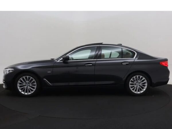 BMW 5 Serie 520d AUT. High Ex.