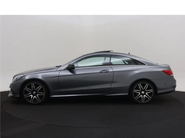 Mercedes-Benz E-Klasse Coupé 200 AMG Coupé