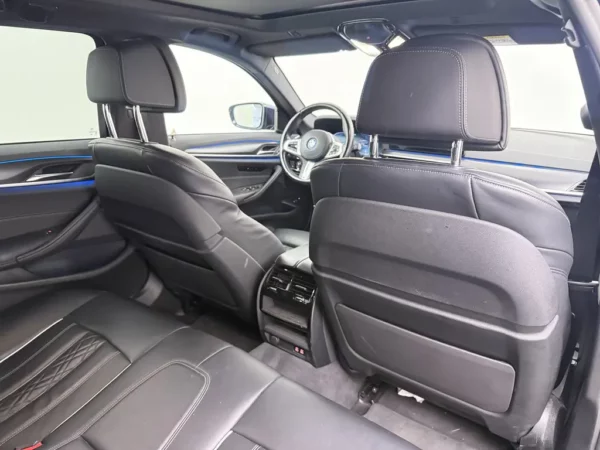 Photo 24 of 30 of WBA11CG020CK19014 BMW 5 Serie Touring 530e Business Edition Plus