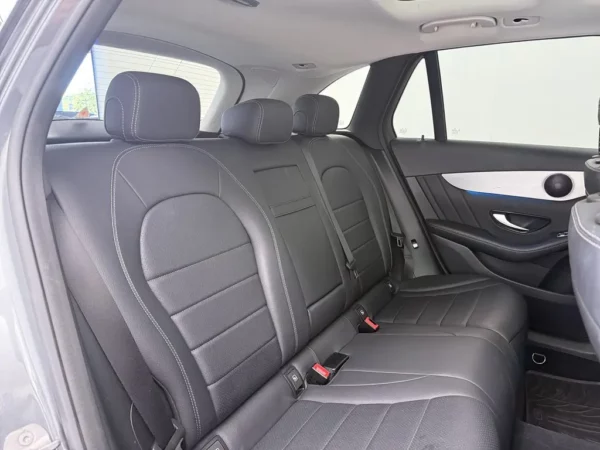 Mercedes-Benz GLC 250 4MATIC AMG Premium Plus