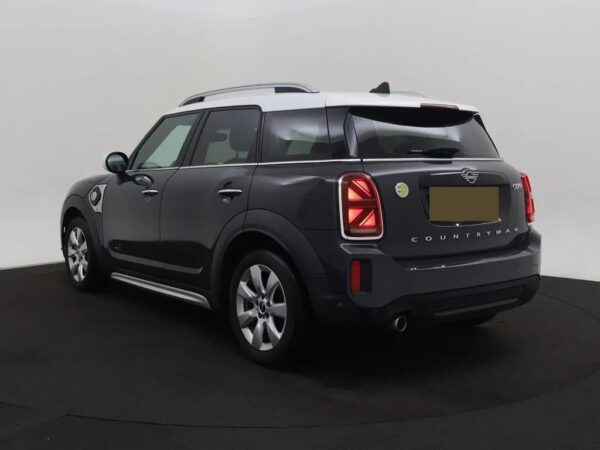Photo 25 of 25 of WMW21BS0003M42027 MINI Countryman 1.5 Cooper S Automaat E ALL4 Chili
