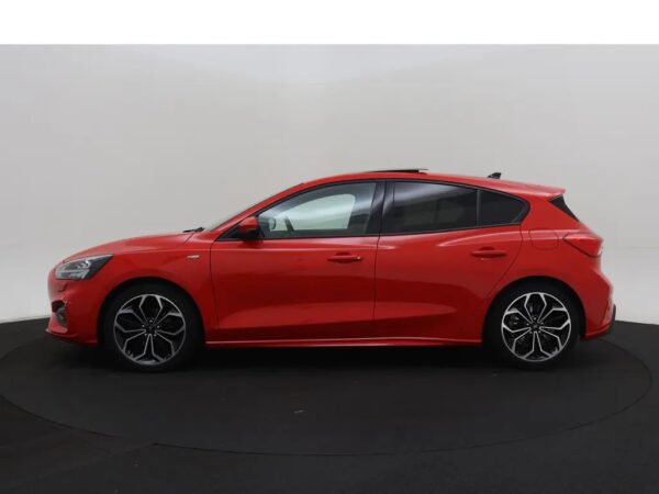 Ford Focus 1.0 EcoBoost Hybrid ST-Line X